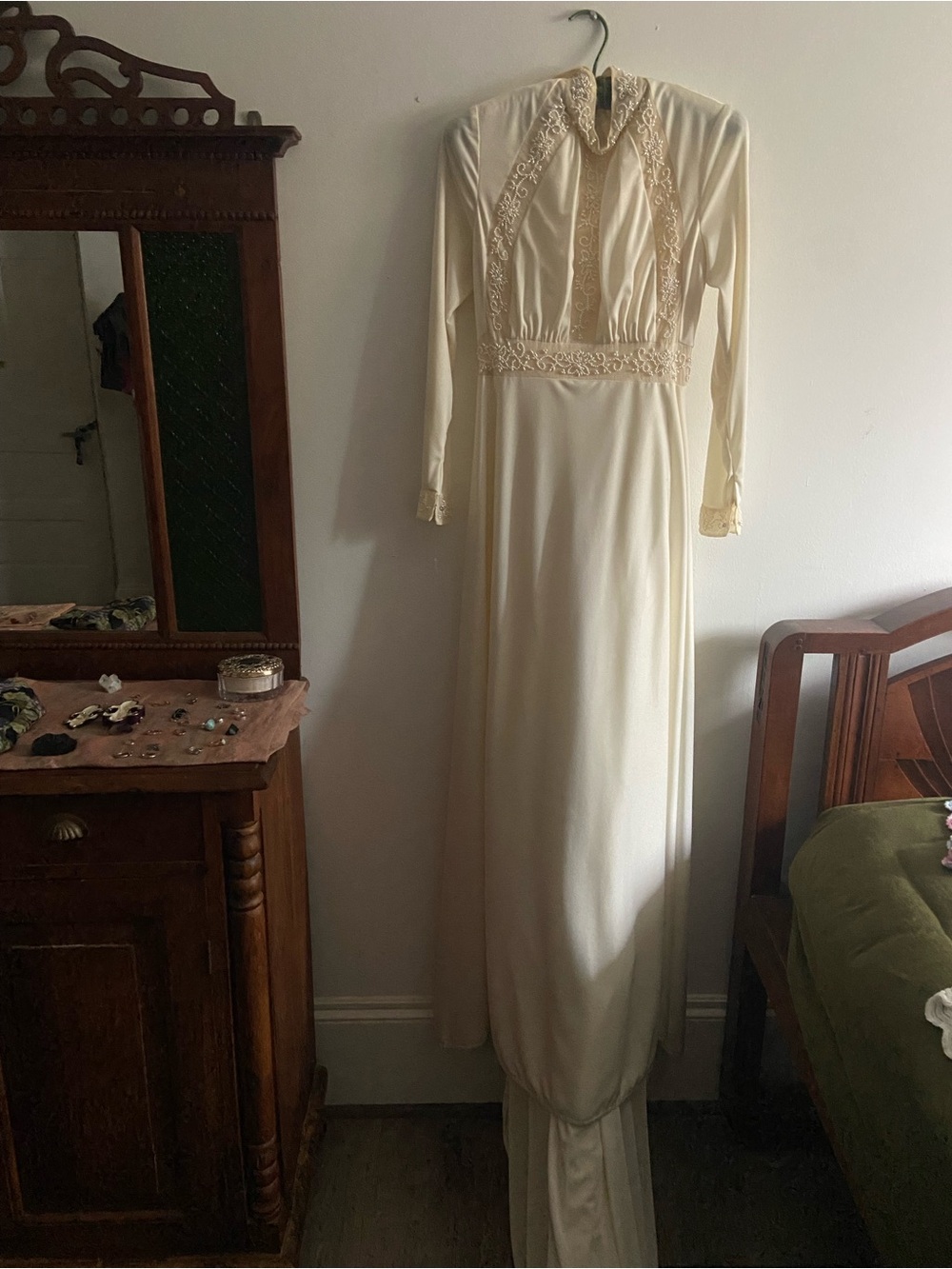 Vintage 1970s bohemian Victorian revival wedding dress antique retro
